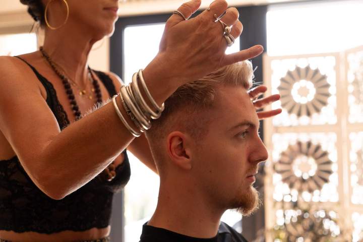 Salon coiffure moderne Saint-Denis