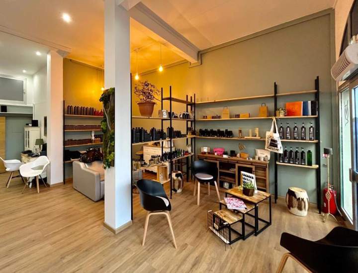 Quelles qualités exiger d'un salon de coiffure ? Saint-Denis<br>Les qualités d’un coiffeur à Saint-Denis<br>Comment choisir un salon de coiffure ? Saint-Denis