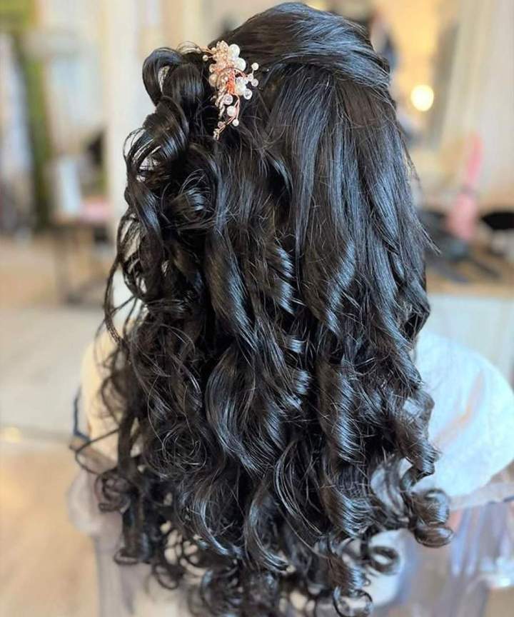 Coupe de cheveux pour femme-Saint-Denis